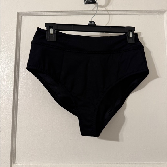 Fabletics boardwalk Swim Bottom Sz medium - Picture 4 of 6